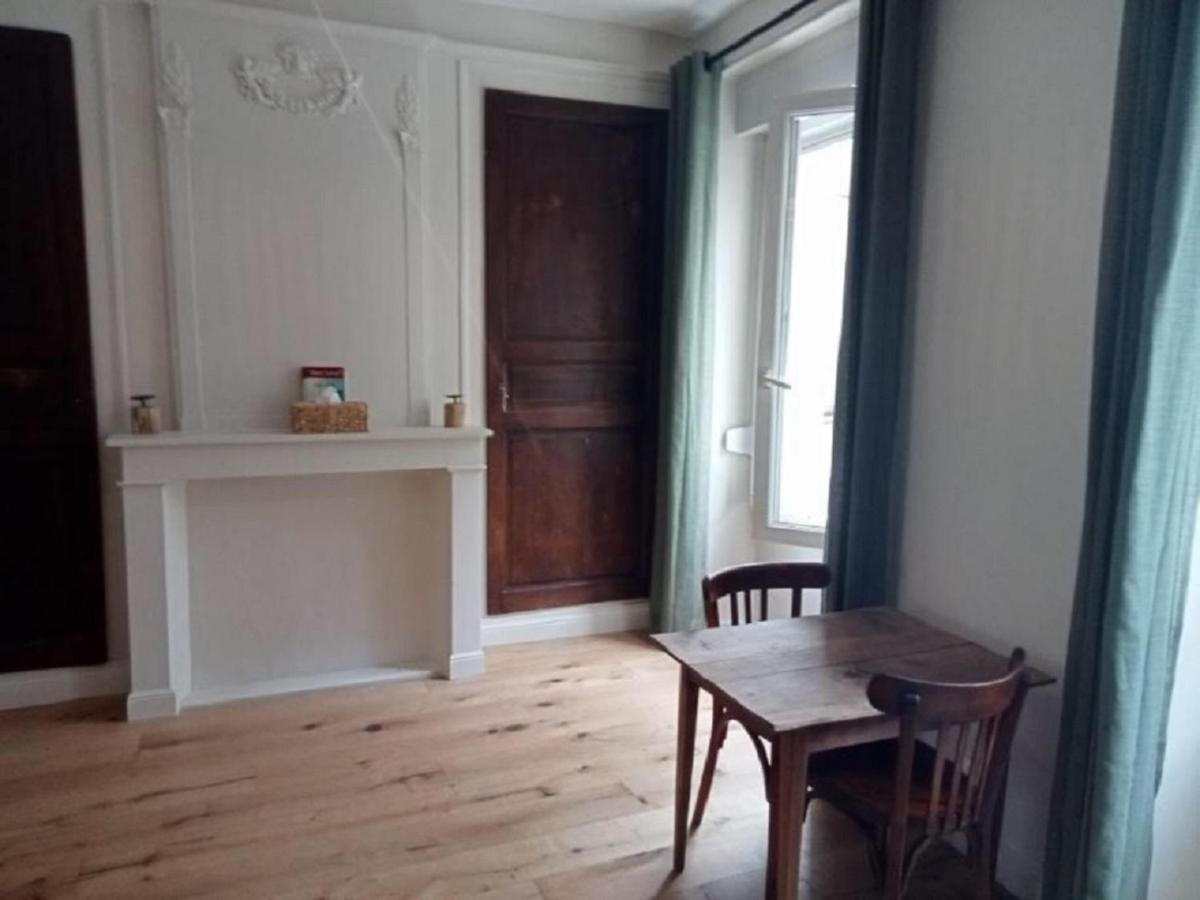 Les Nids Perches - Rue Sainte Croix Apartment Мортан-о-Перш Екстериор снимка